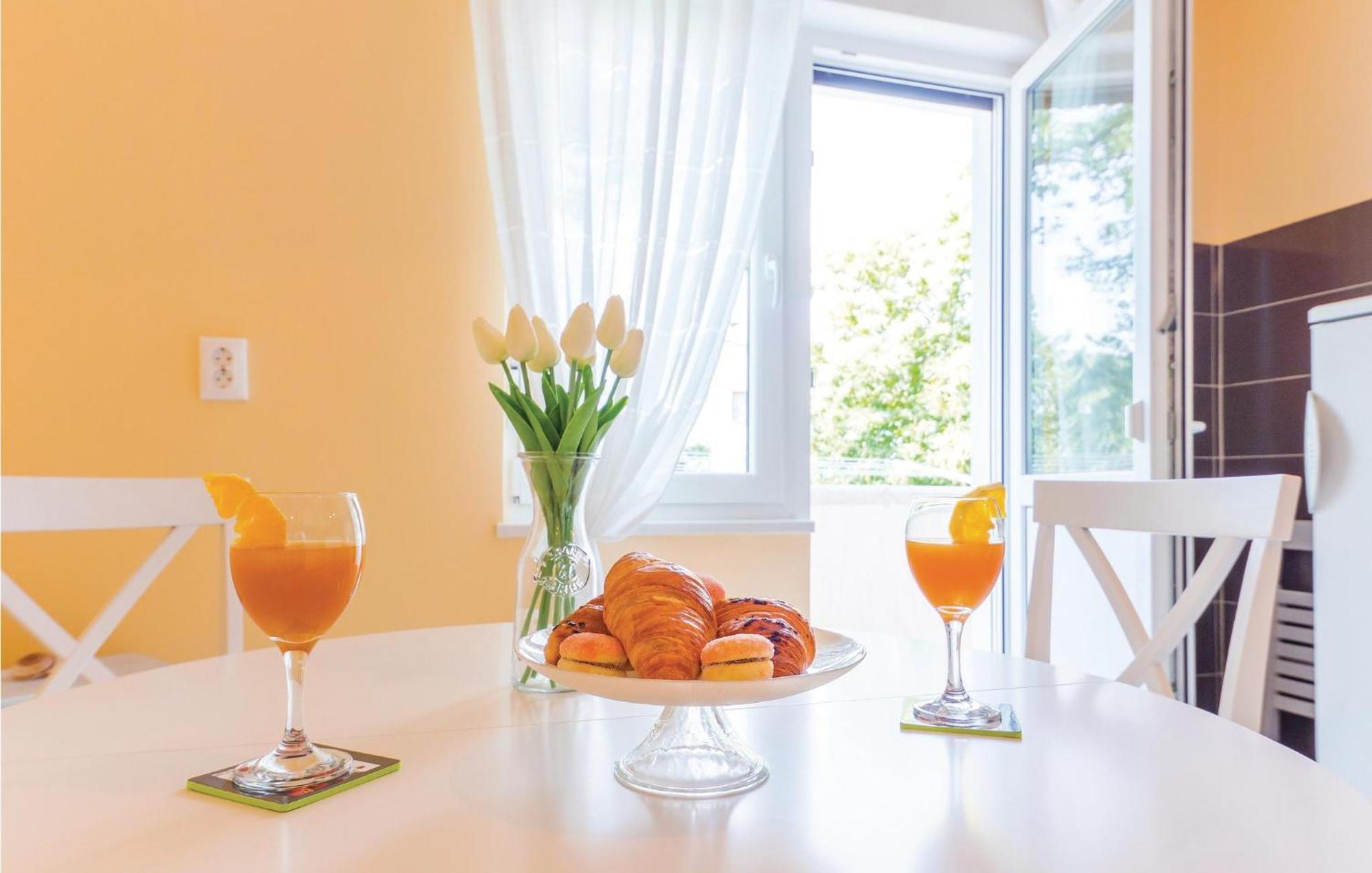 1 Bedroom Gorgeous Apartment In Opatija Exterior foto